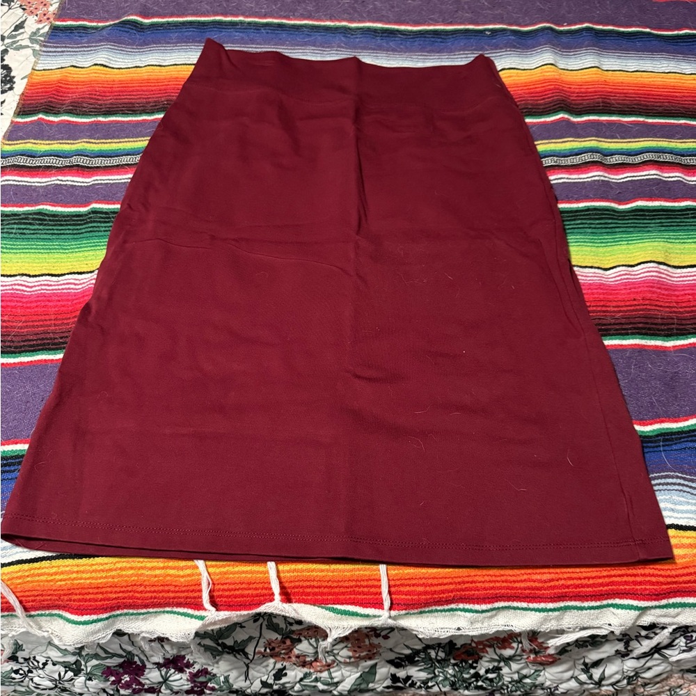 Chic Maroon Women's Skirt